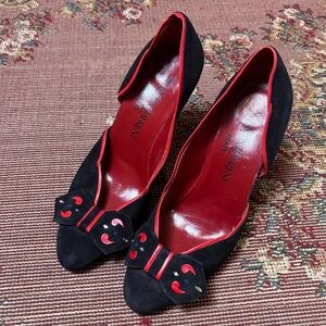 Vintage Yves Saint Laurent YSL Paris Black Suede Bow Heels EU 37